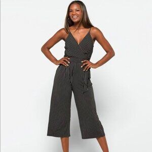 Kaileigh Women's Rochelle Knit V Neck Striped Cropped Jumpsuit Black White Sz 3X